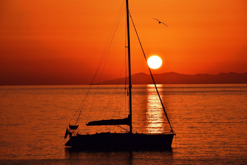 sailing charter yacht